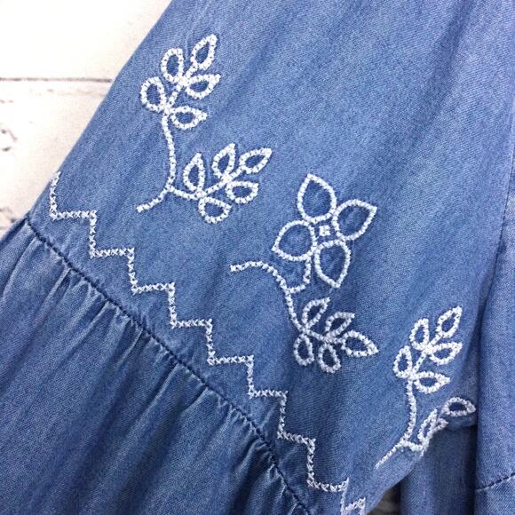 BeachLunchLounge Collection Boho Embroidered Balloon Sleeve Tiered Dress S - Picture 7 of 15